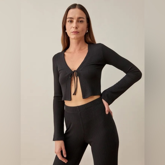 Reformation Sweaters - Reformation Tie Front Knit Ribbed Cardigan in Black Size XS
